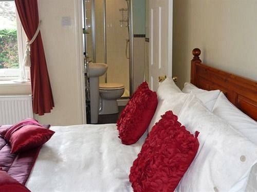 Alpine Lodge Guest House 巴克斯顿 外观 照片