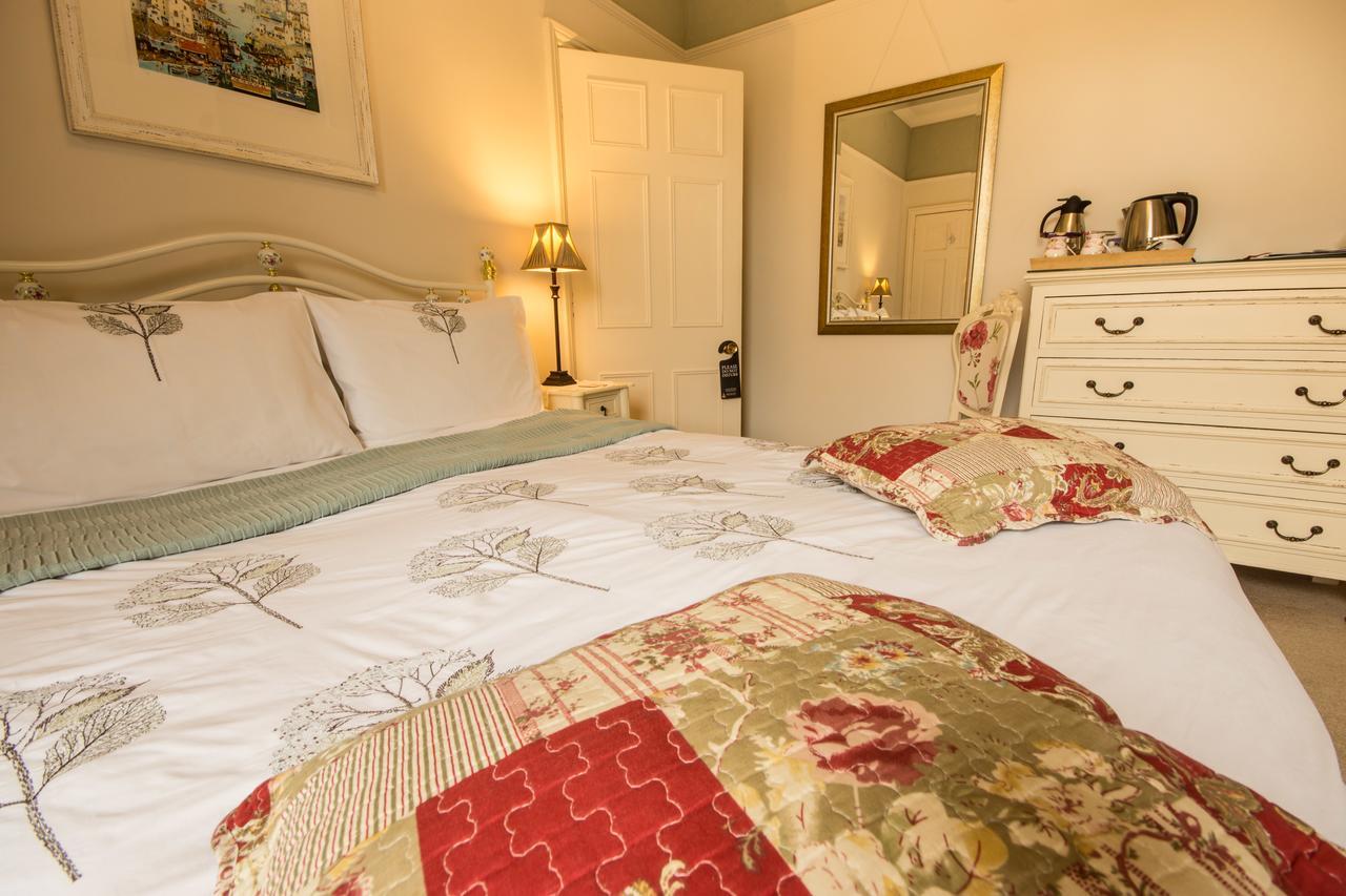 Alpine Lodge Guest House 巴克斯顿 外观 照片